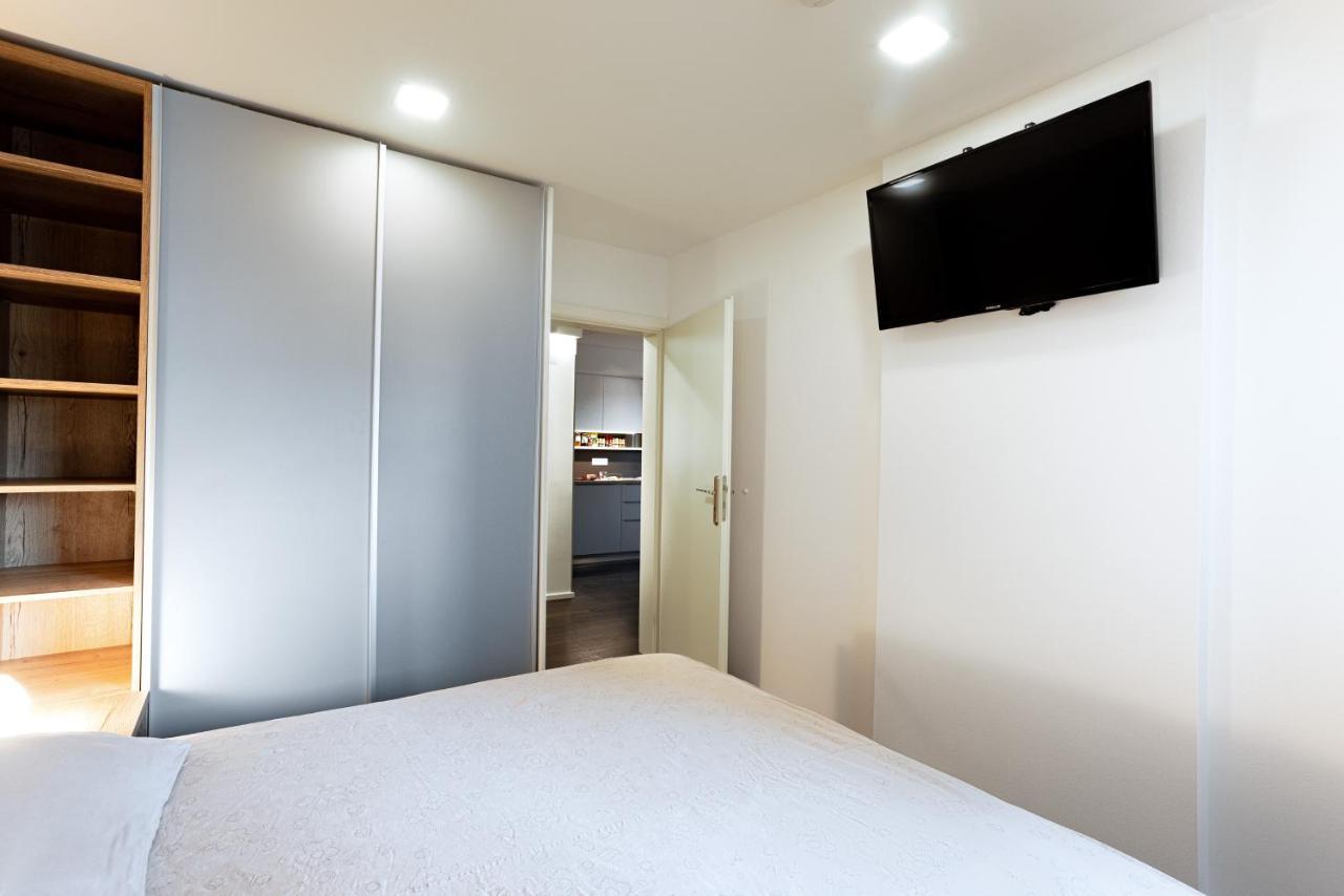 Elegant 1-Bedroom Apartment Near Hill Forest Lubiana Esterno foto